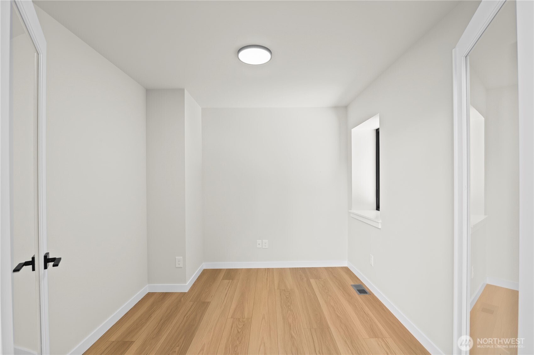 6828 Olive Avenue Property Photo 13