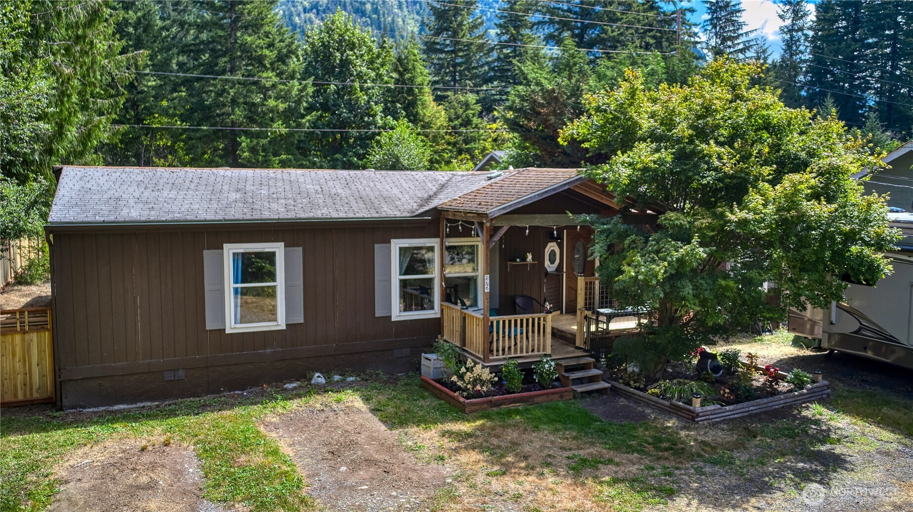 172 Sprague Valley Drive Property Photo 1