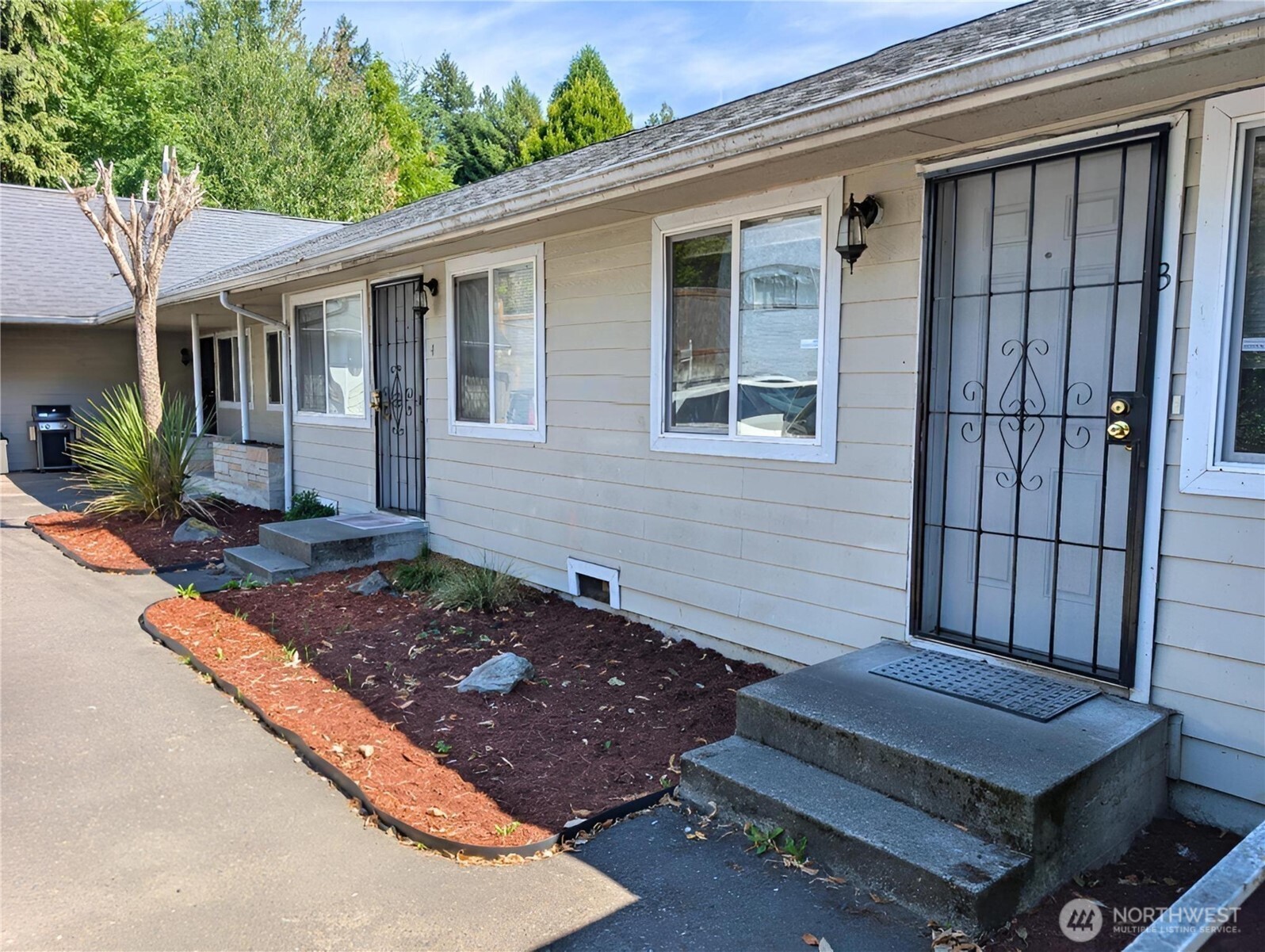 7410 Rainier Avenue Property Photo 5