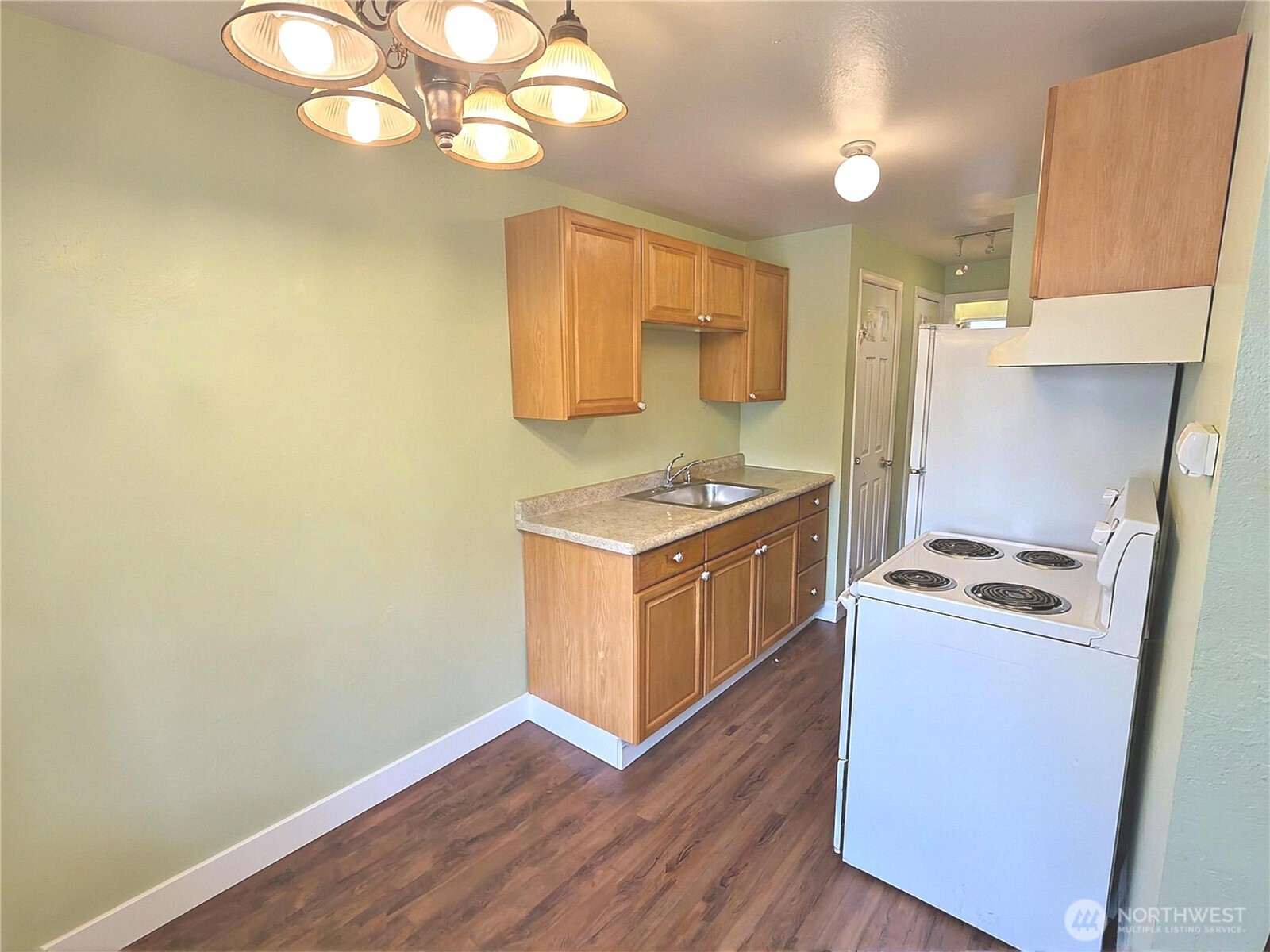 7410 Rainier Avenue Property Photo 8