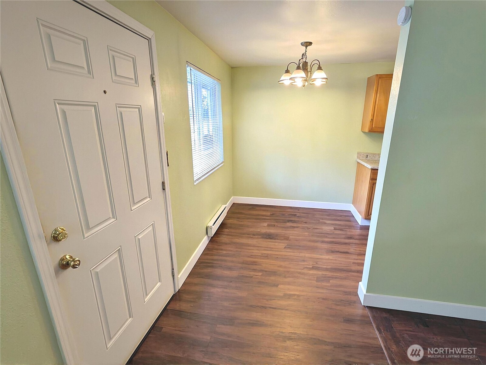 7410 Rainier Avenue Property Photo 9