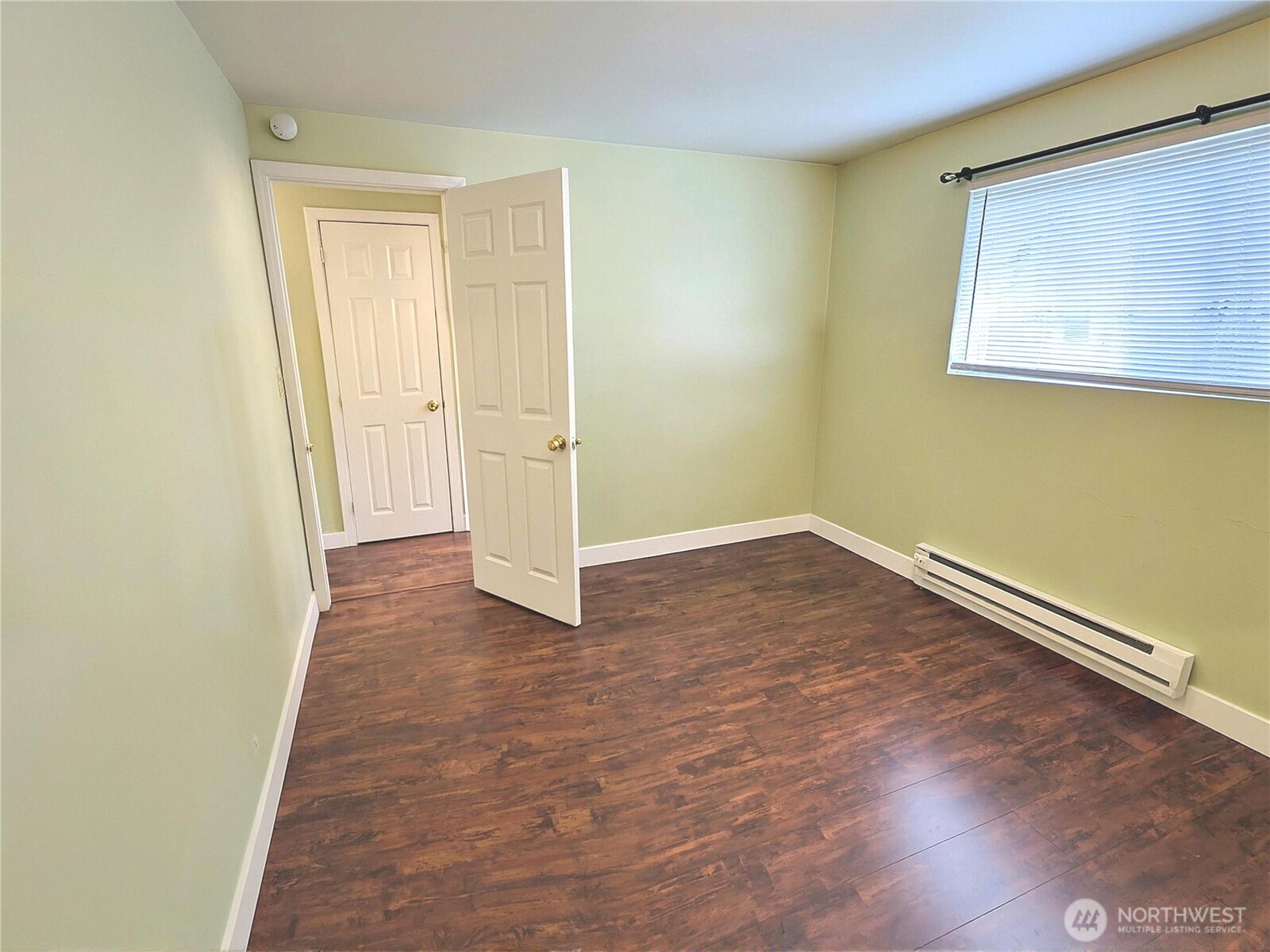 7410 Rainier Avenue Property Photo 10