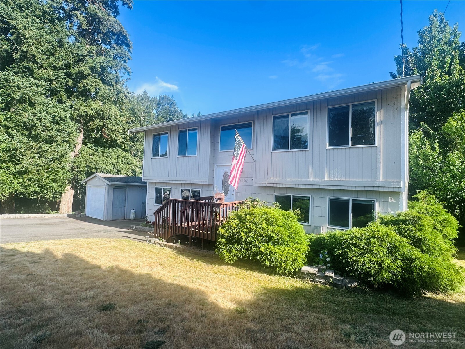 10223 Sitkum Drive Property Photo 1