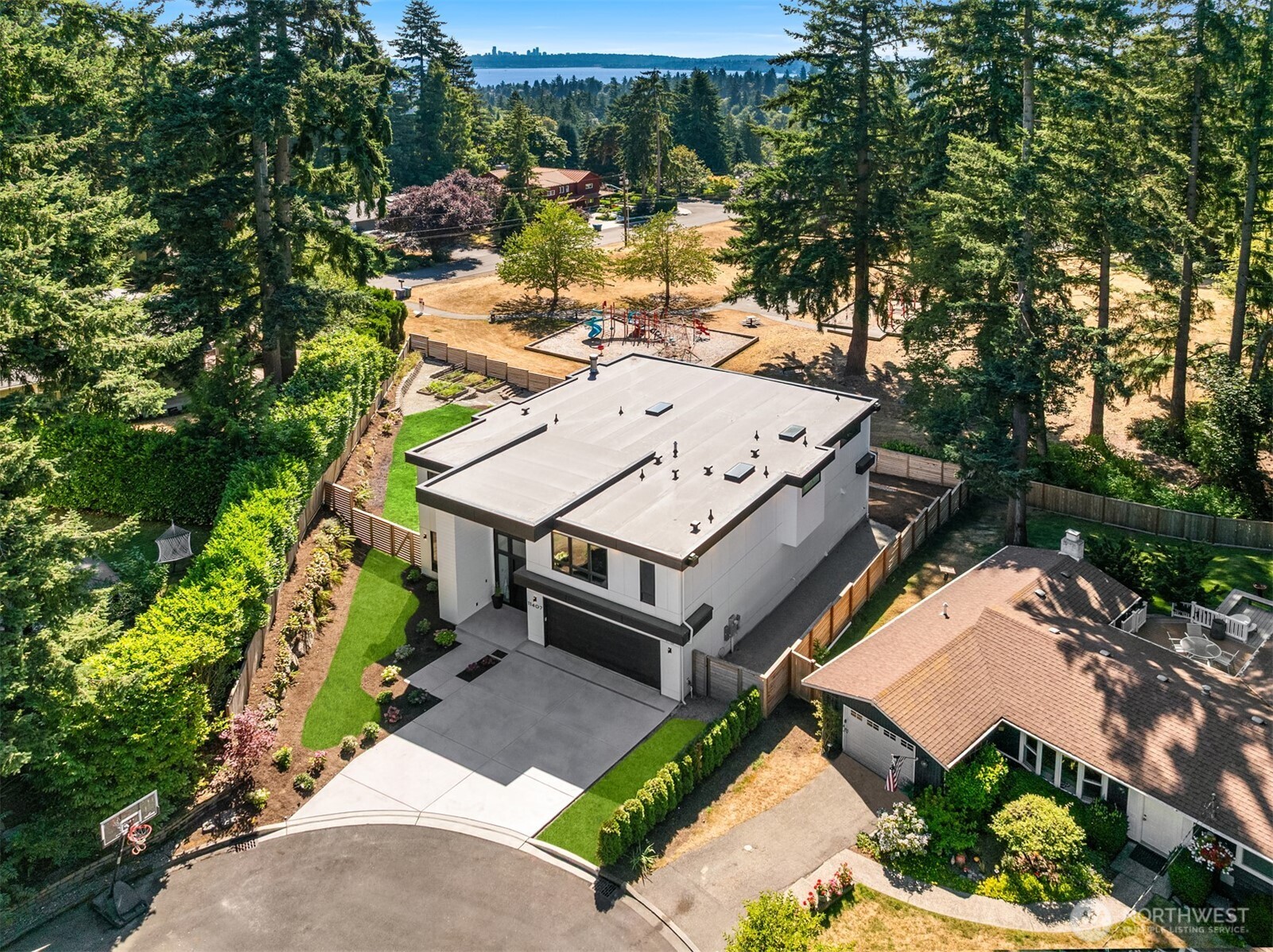 11407 Ne 103rd Place Property Photo 3