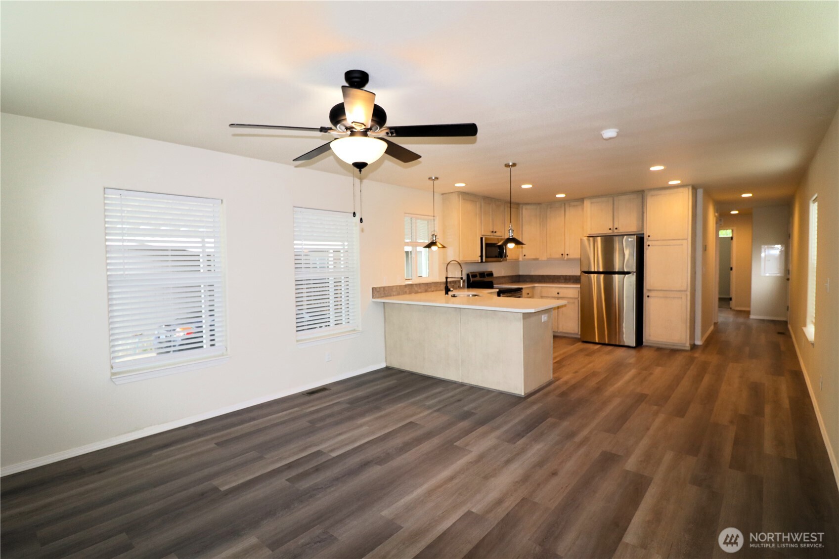 1111 Archwood Drive 395 Property Photo 5