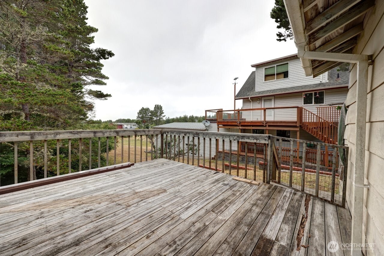 13907 N Street Property Photo 18