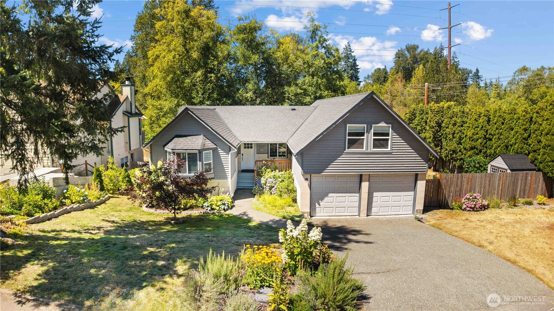 19207 135th Avenue Property Photo 1