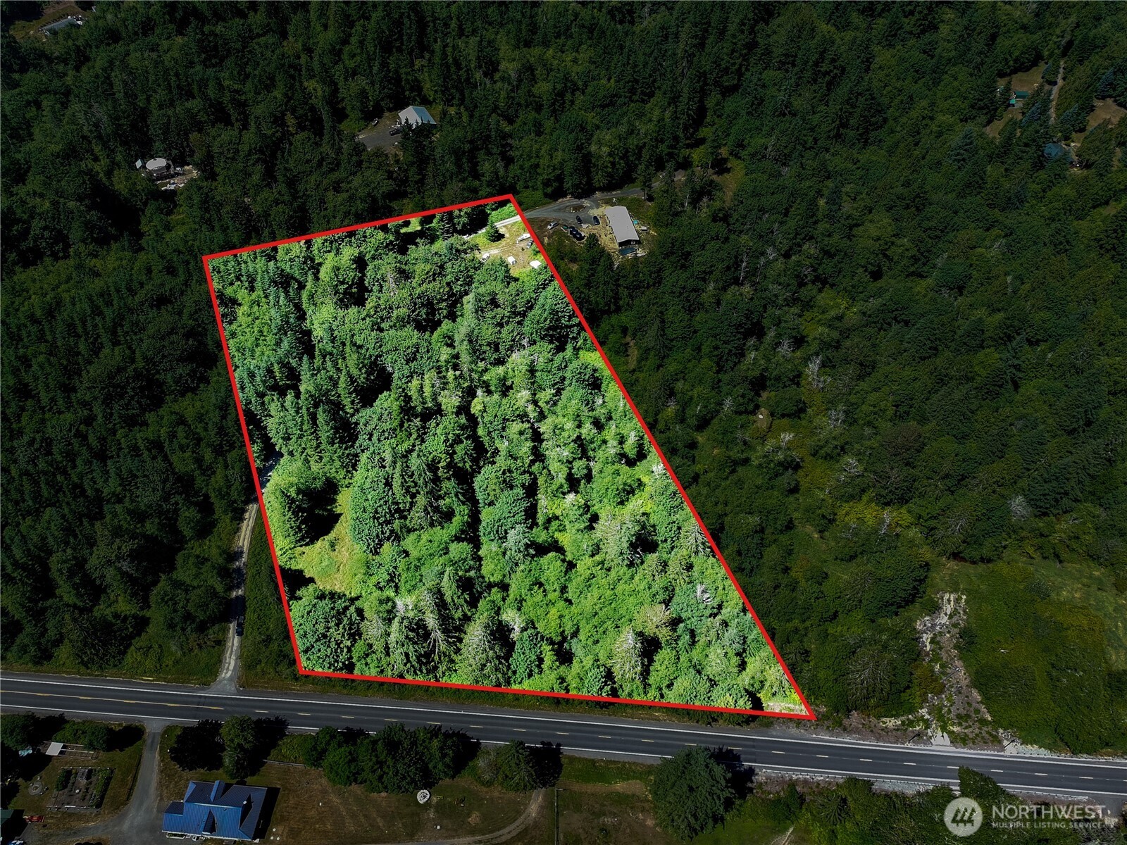 292002 Hwy 101 Property Photo 1