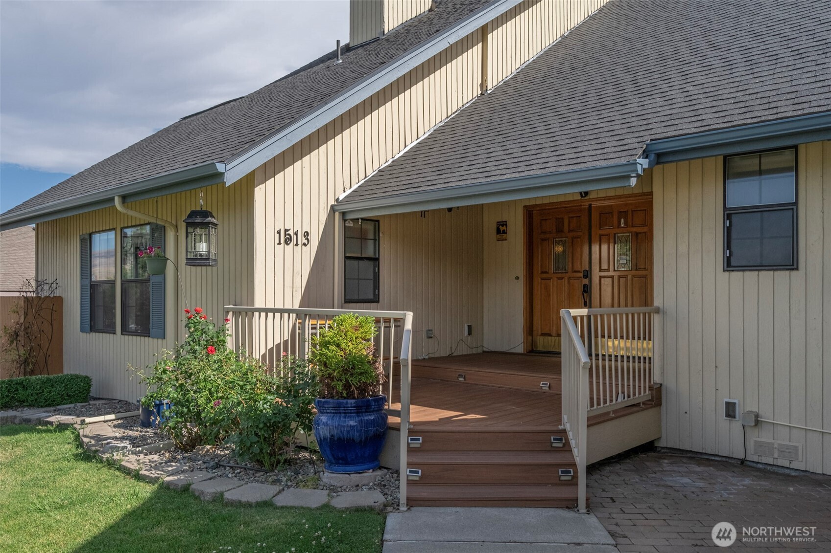 1513 Apollo Place Property Photo 1