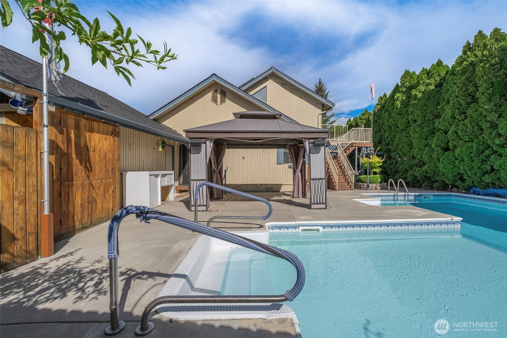 1513 Apollo Place Property Photo 4