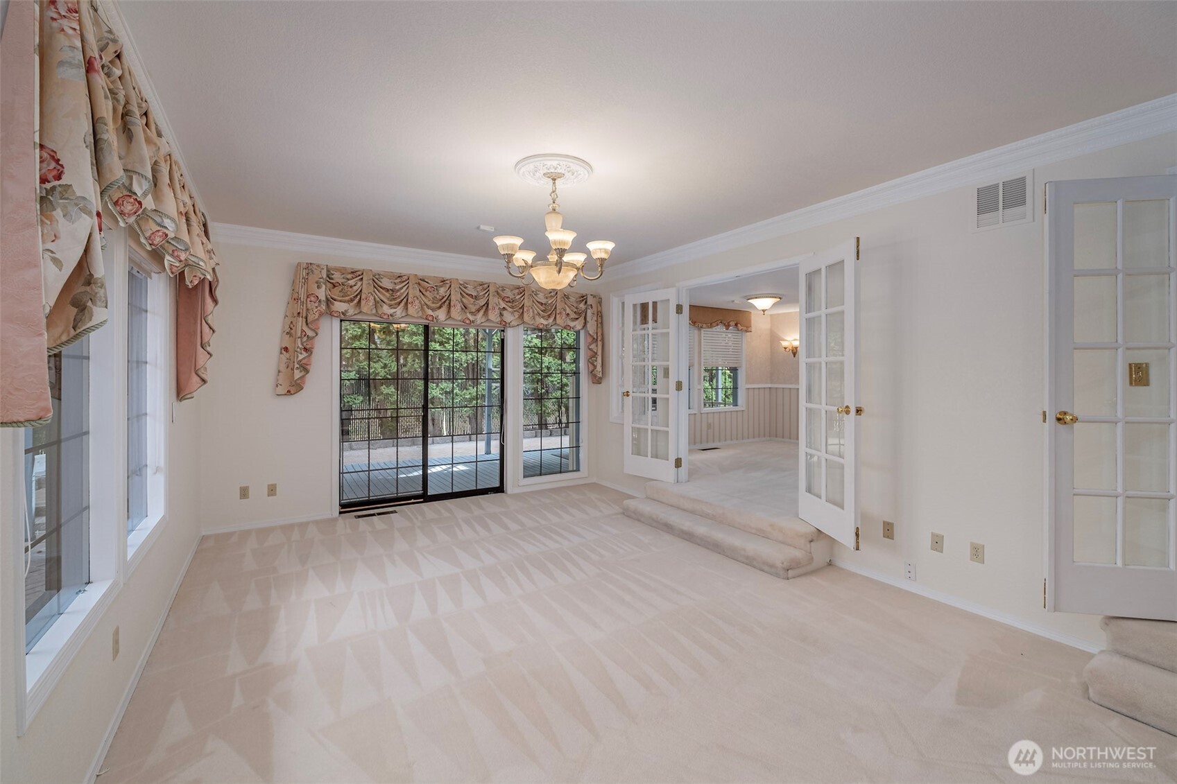 1513 Apollo Place Property Photo 10