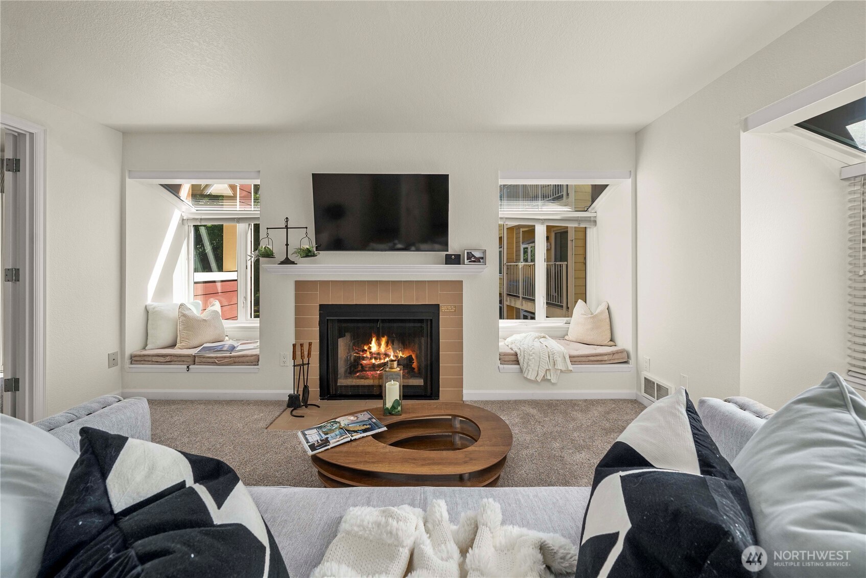 7280 W Lake Sammamish Parkway 4-206 Property Photo 1
