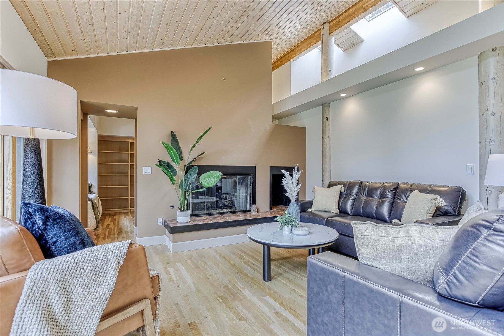 7580 Icicle Road Property Photo 6