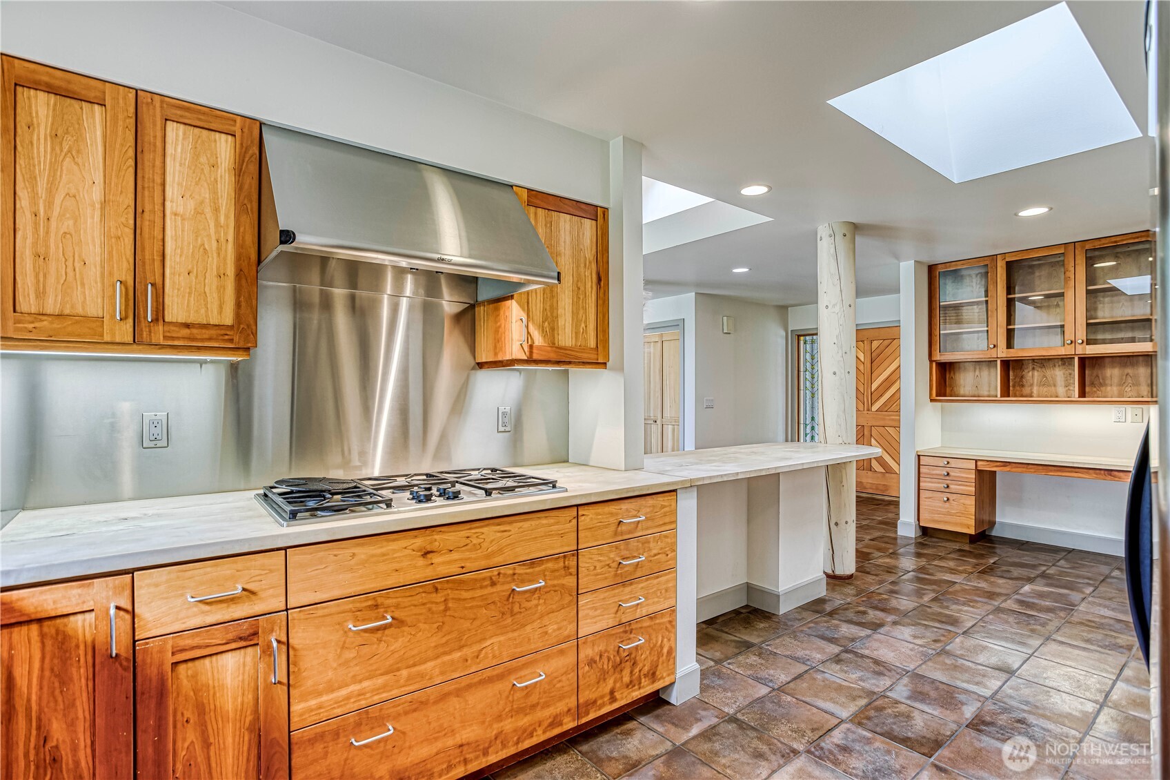 7580 Icicle Road Property Photo 13