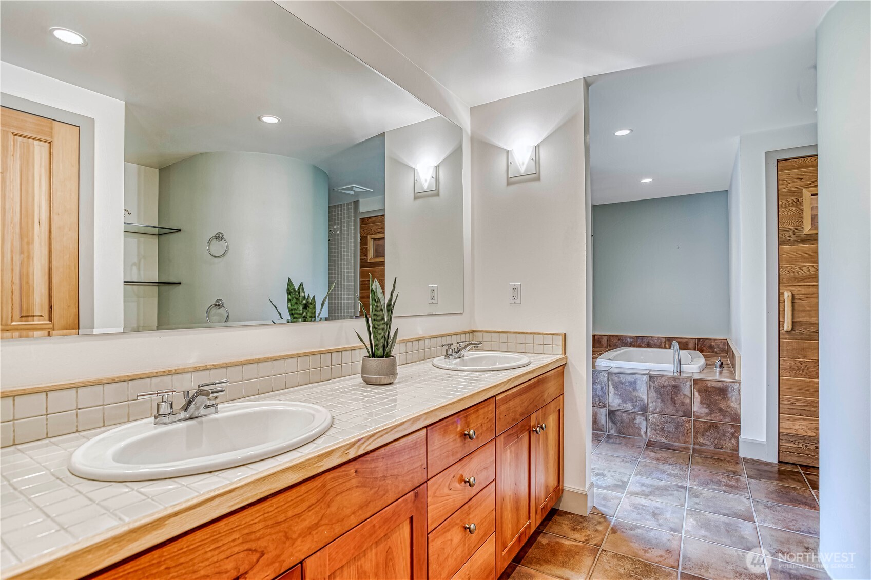 7580 Icicle Road Property Photo 18