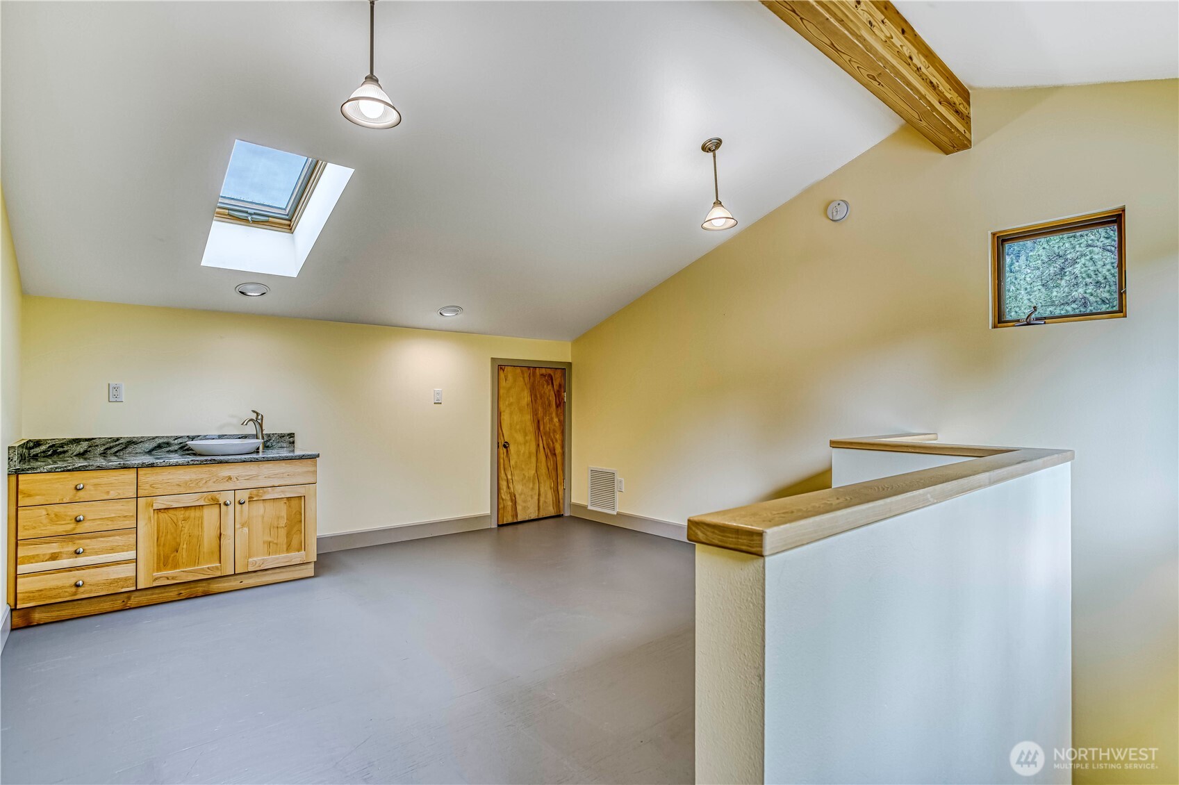 7580 Icicle Road Property Photo 26