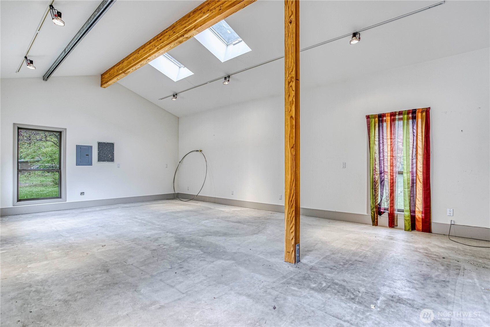 7580 Icicle Road Property Photo 34