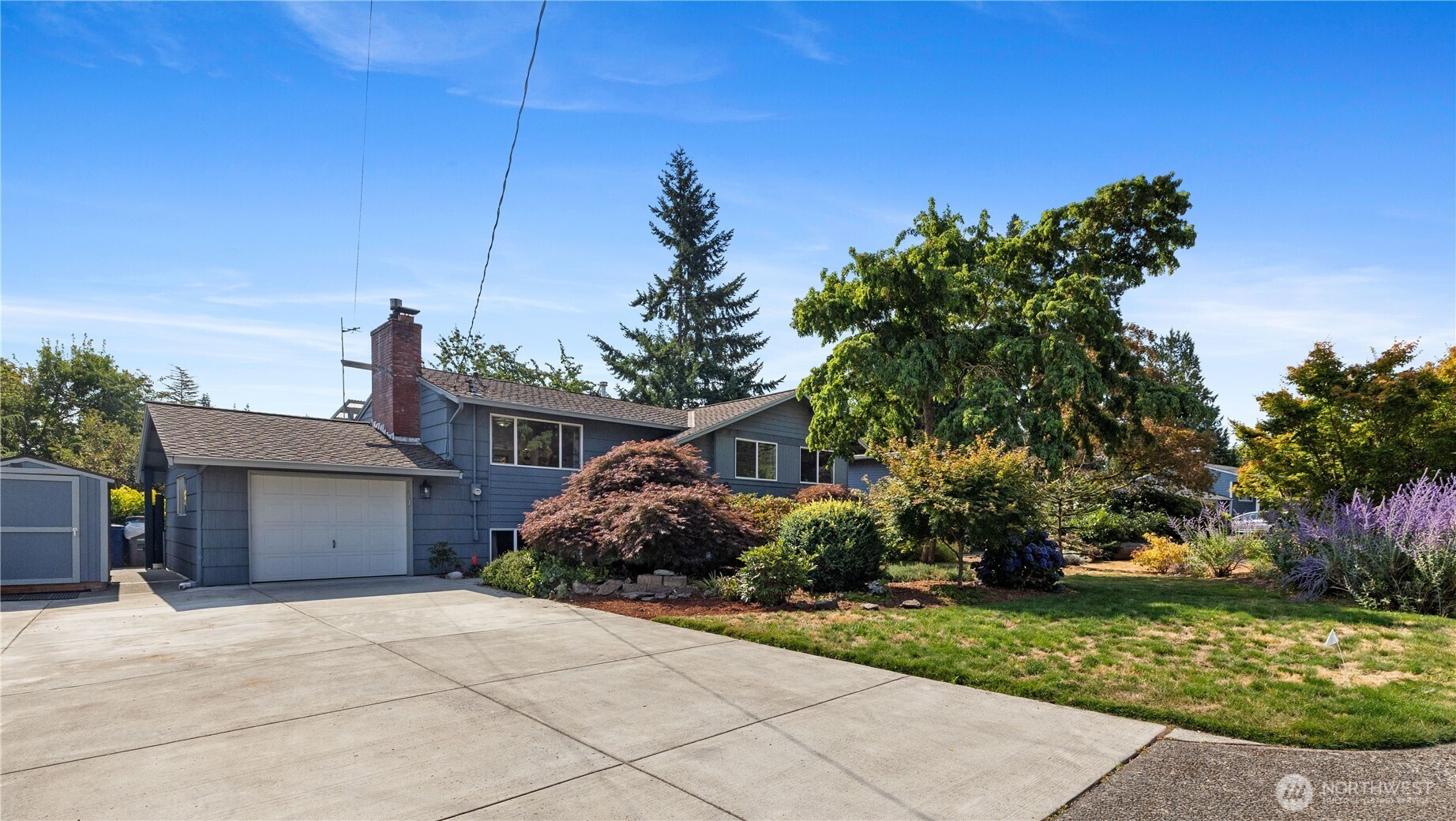 1224 170th Avenue Property Photo 1