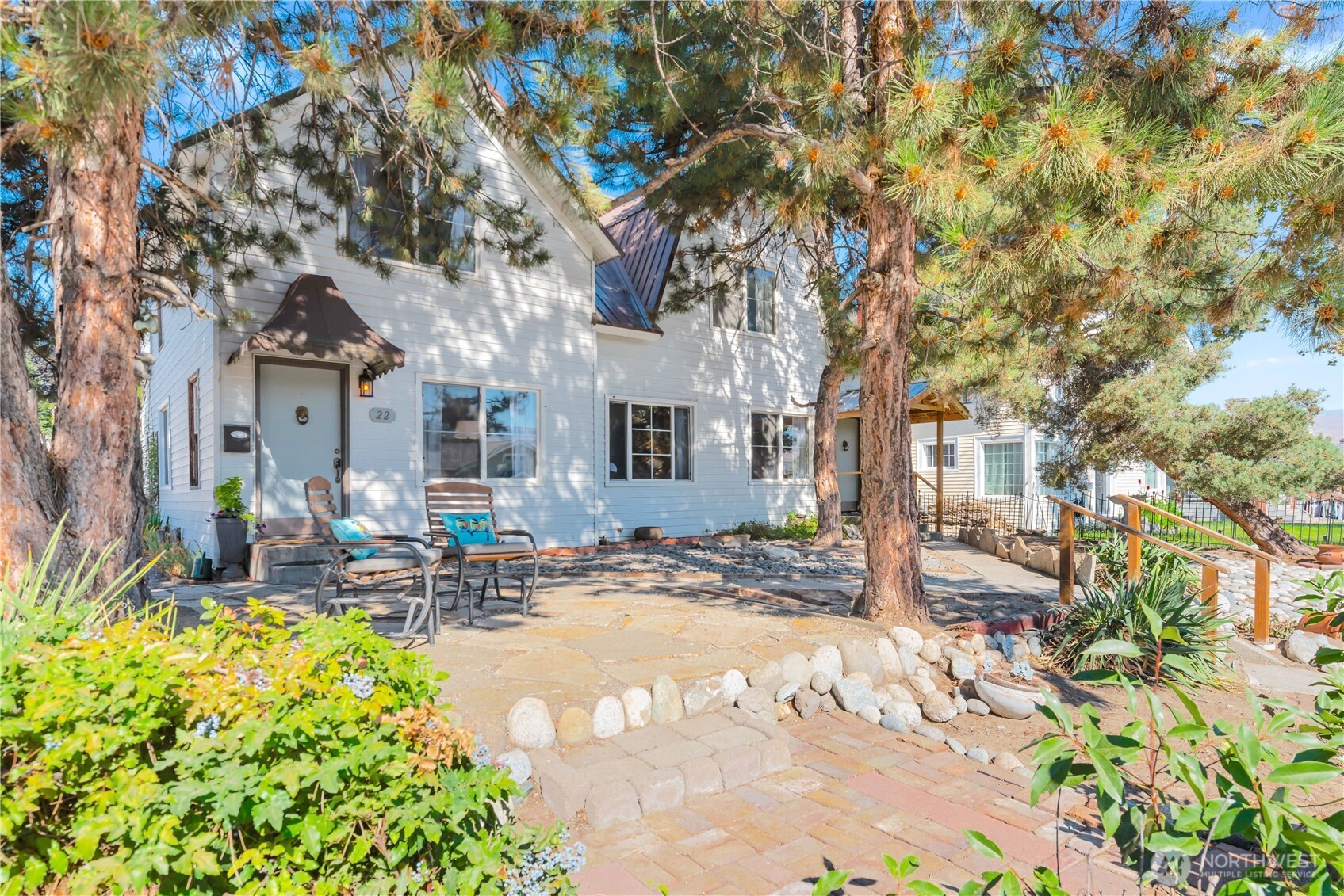 22 S Emerson Avenue Property Photo 1