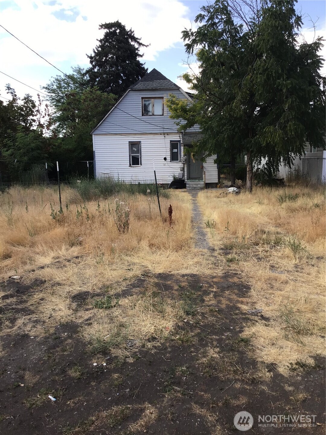1920 E 1st Avenue Property Photo 5