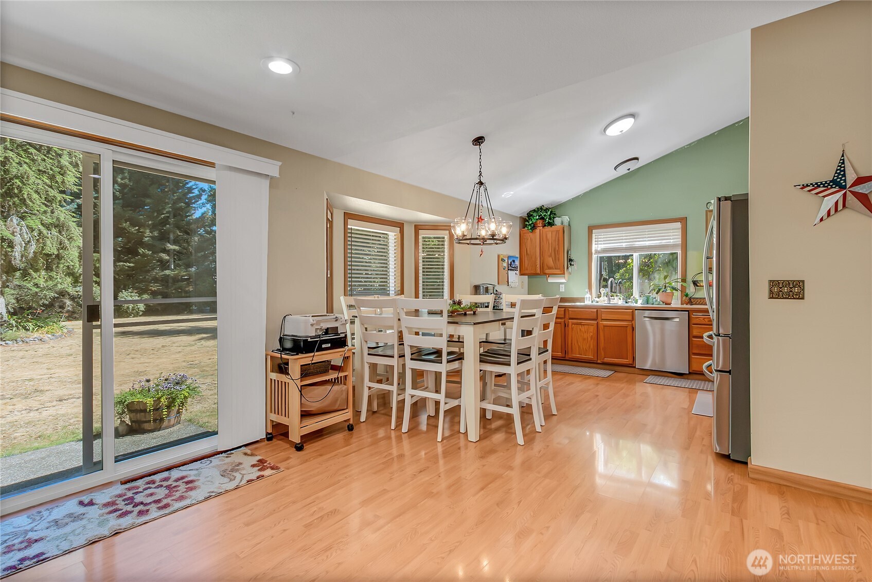 8215 242nd Street Property Photo 9