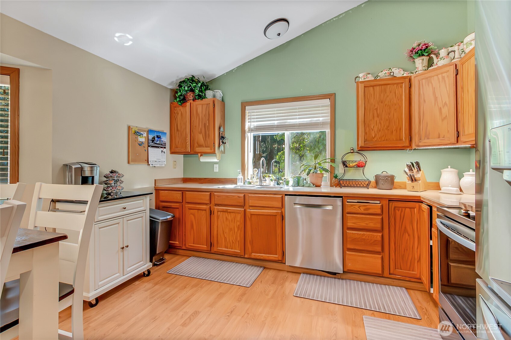 8215 242nd Street Property Photo 10