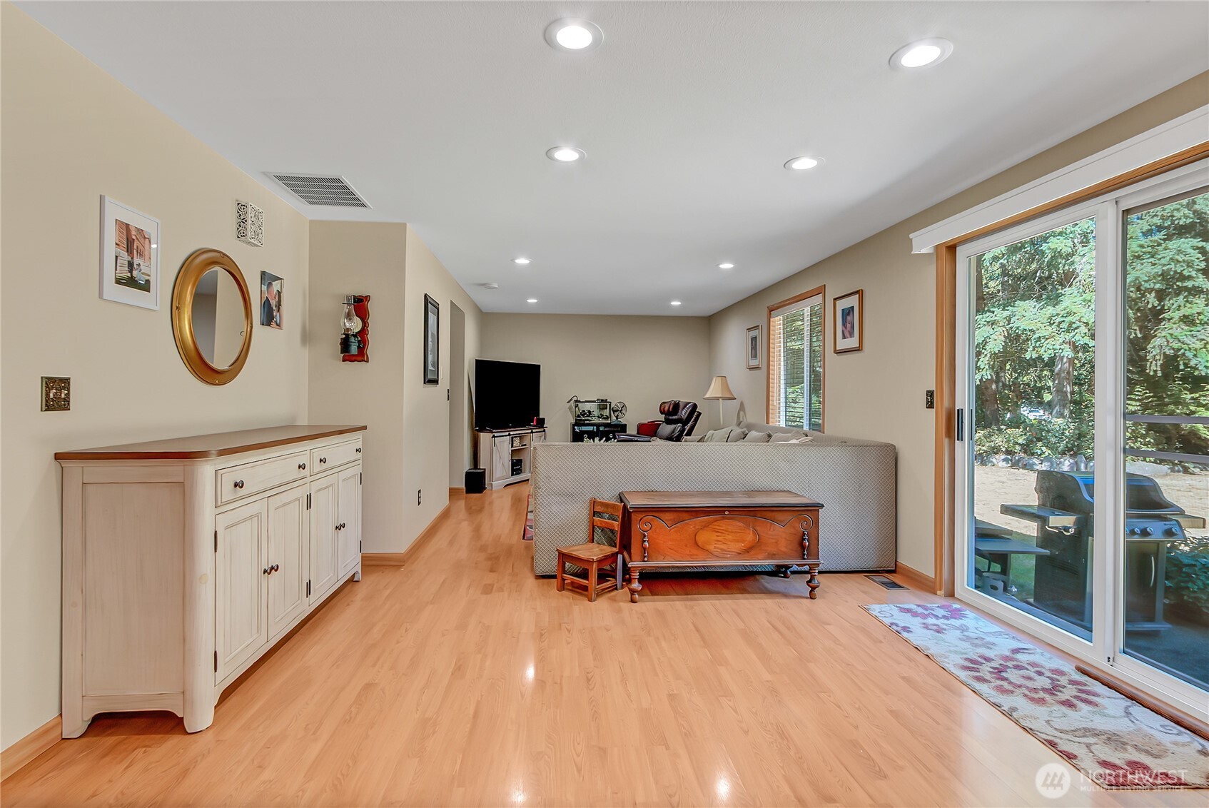 8215 242nd Street Property Photo 15