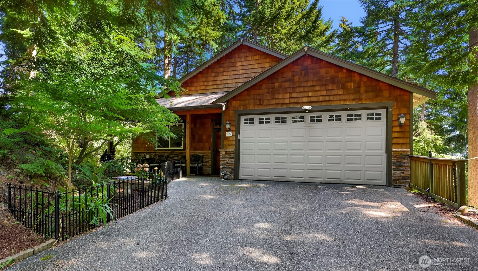 5 Bracken Place Property Photo 1