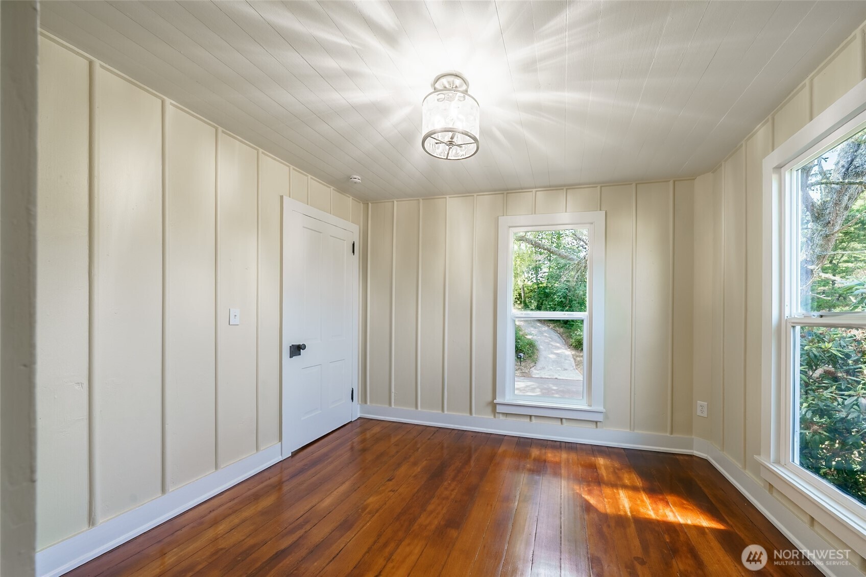 26706 Park Avenue Property Photo 31