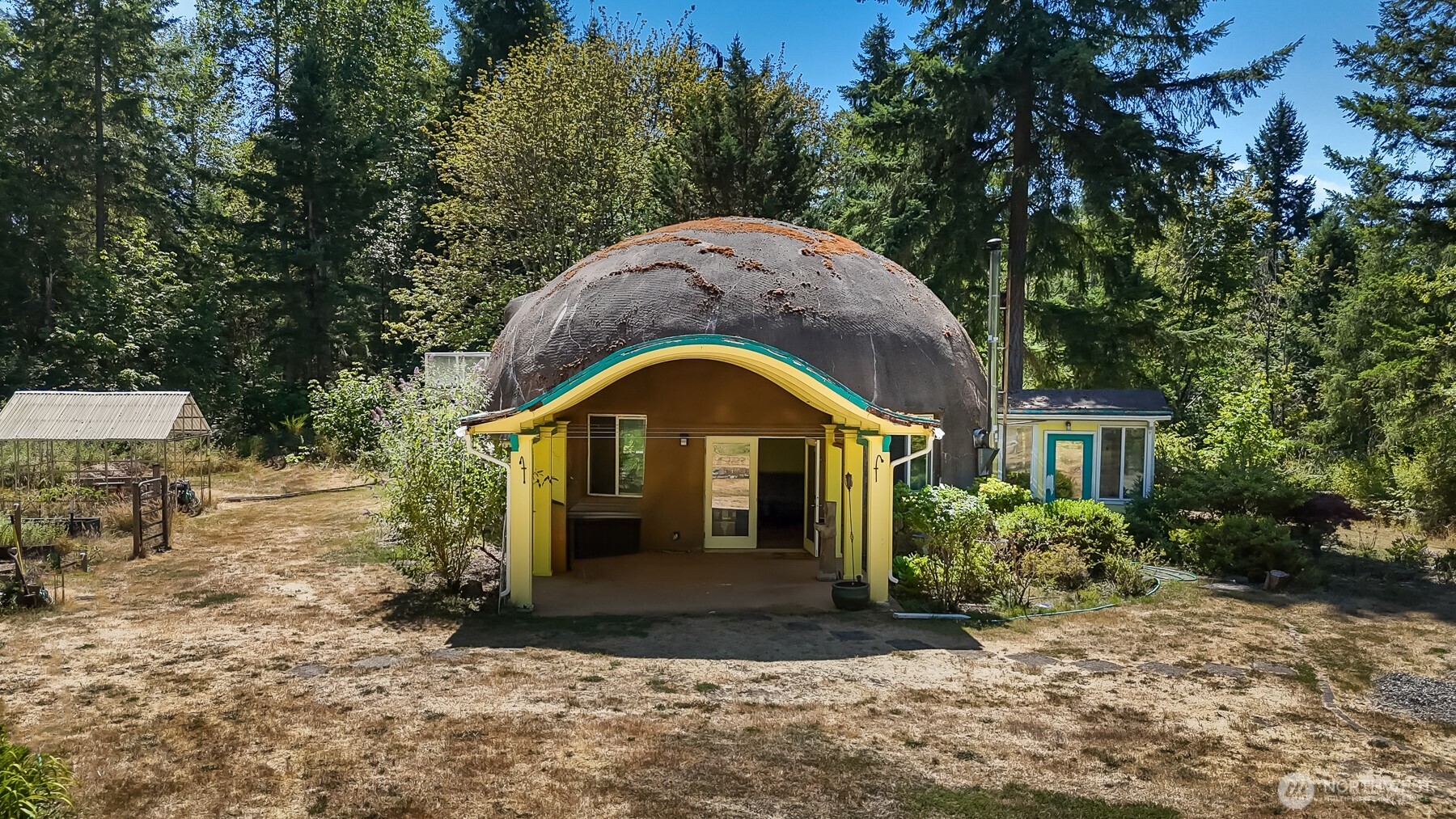 14831 Rainier View Drive Property Photo 2