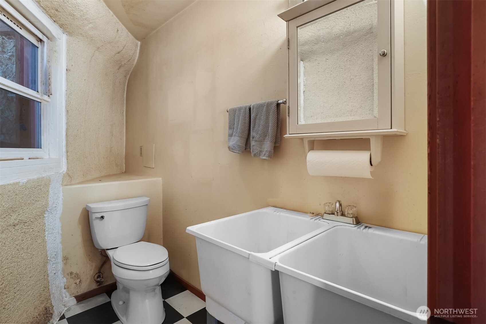 14831 Rainier View Drive Property Photo 17