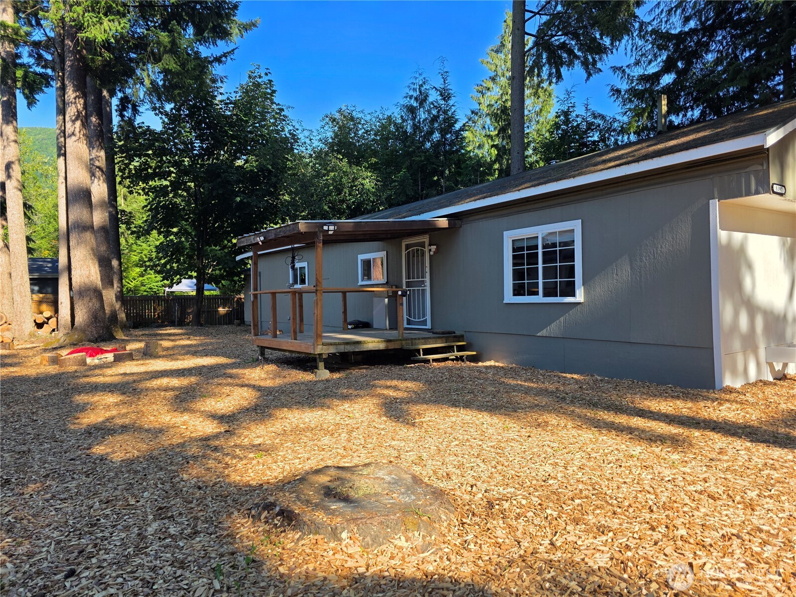 8397 Golden Valley Blvd Property Photo 1