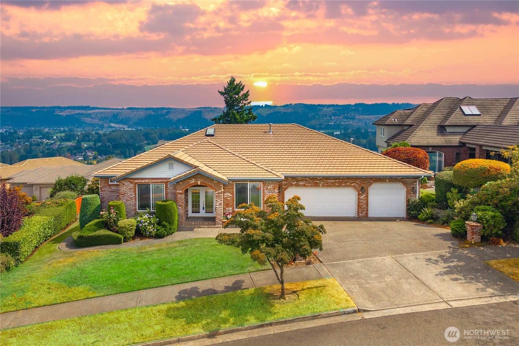 4210 Crystal Lane Loop