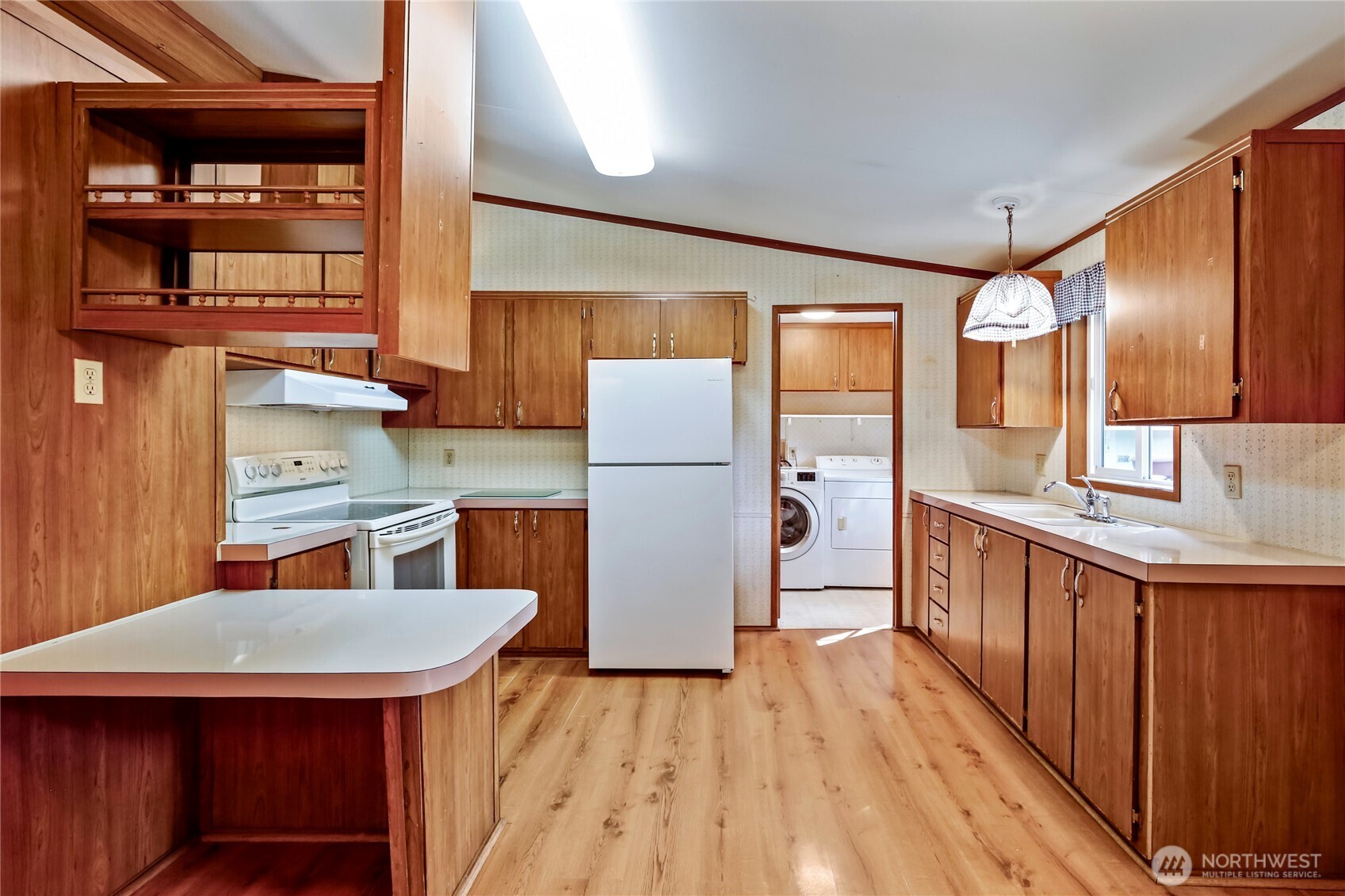 80 E Skookum Drive Property Photo 8