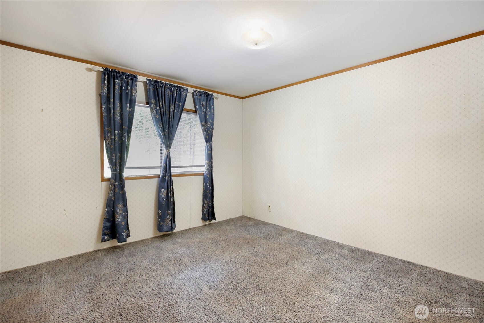 80 E Skookum Drive Property Photo 9