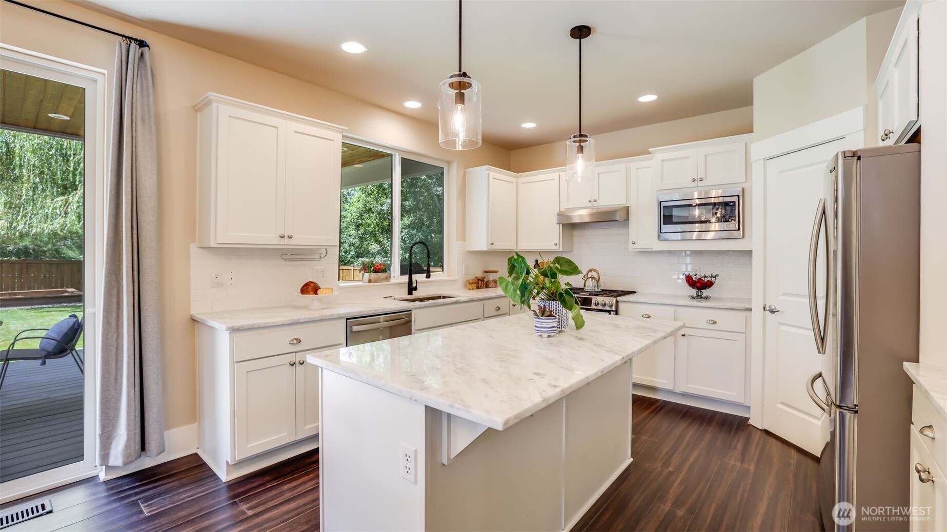 5120 Ne 9th Place Property Photo 5