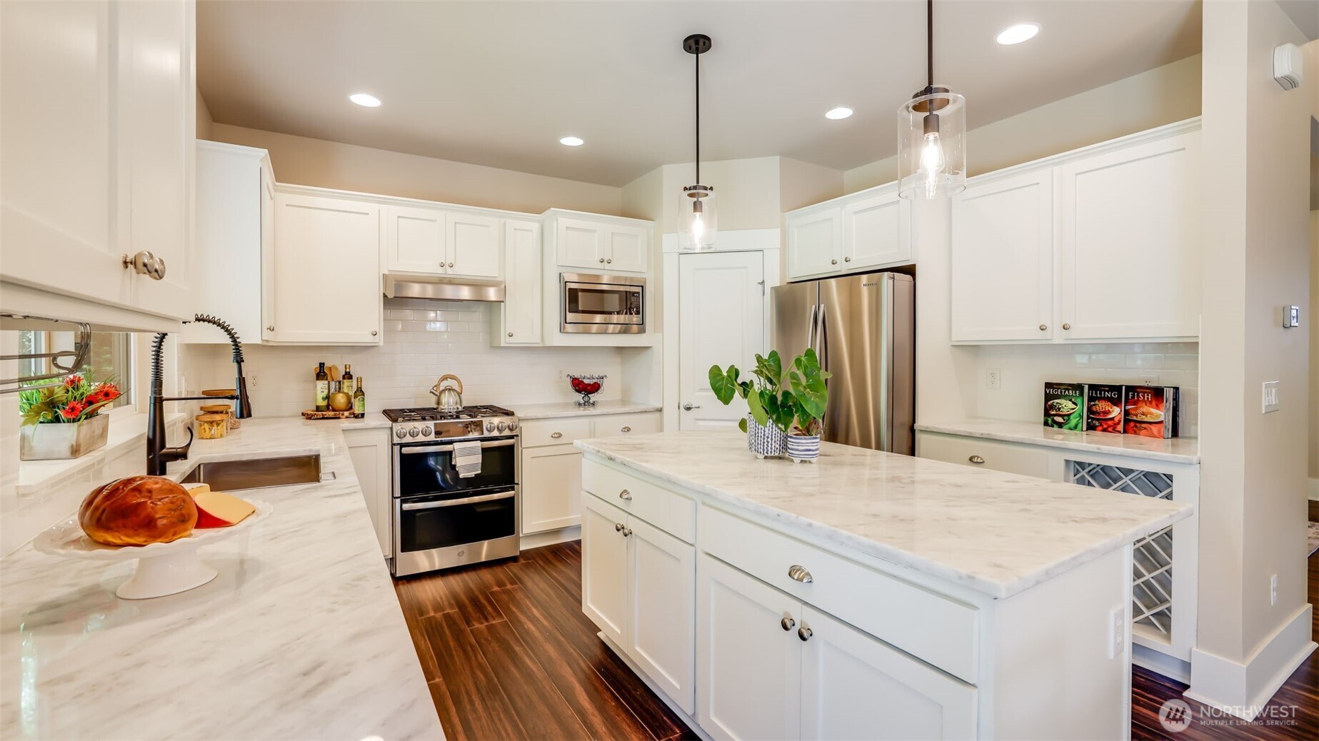 5120 Ne 9th Place Property Photo 6