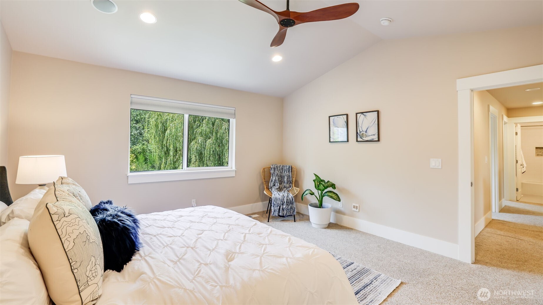 5120 Ne 9th Place Property Photo 16