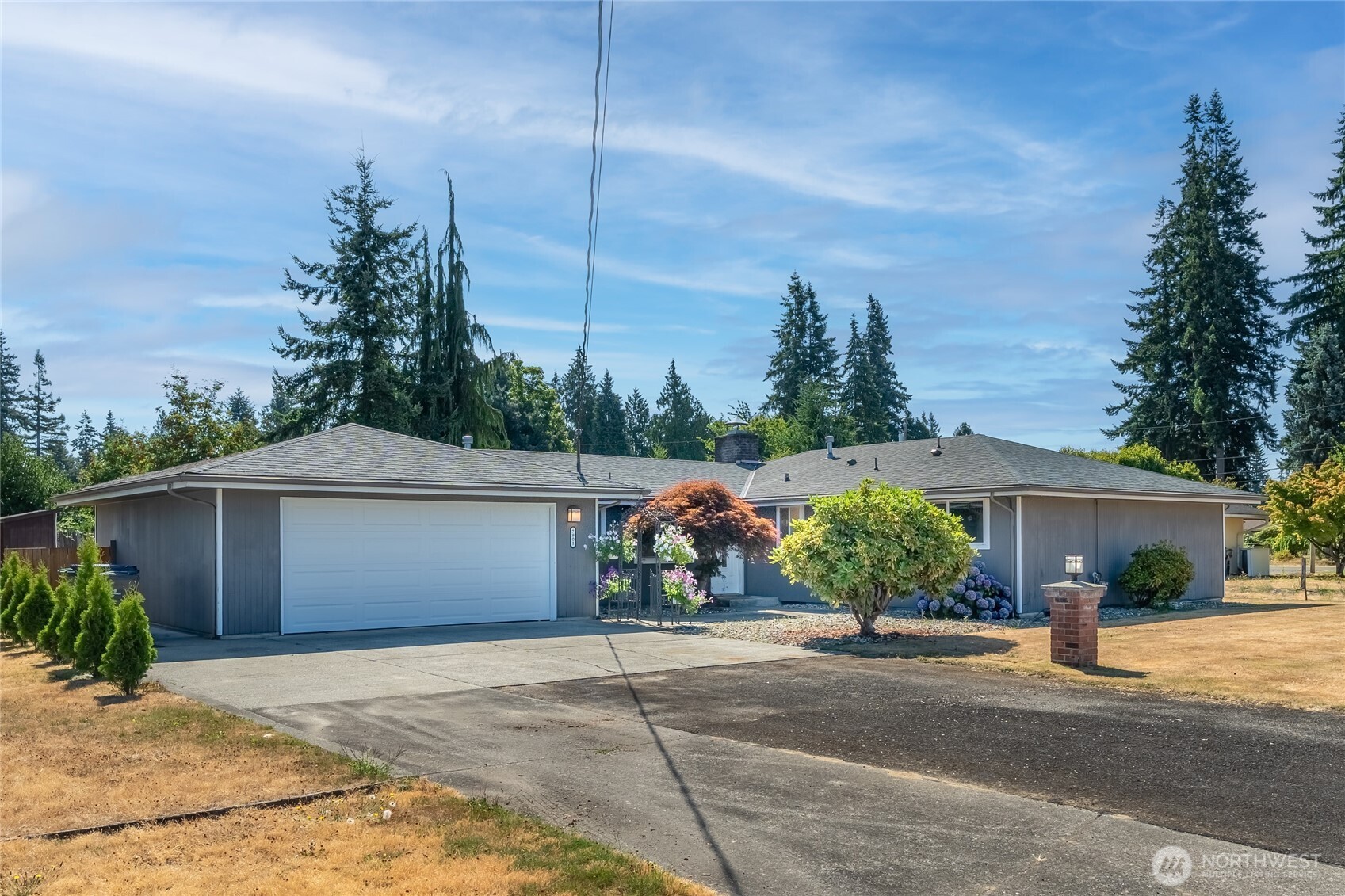 7901 52nd Drive Property Photo 1
