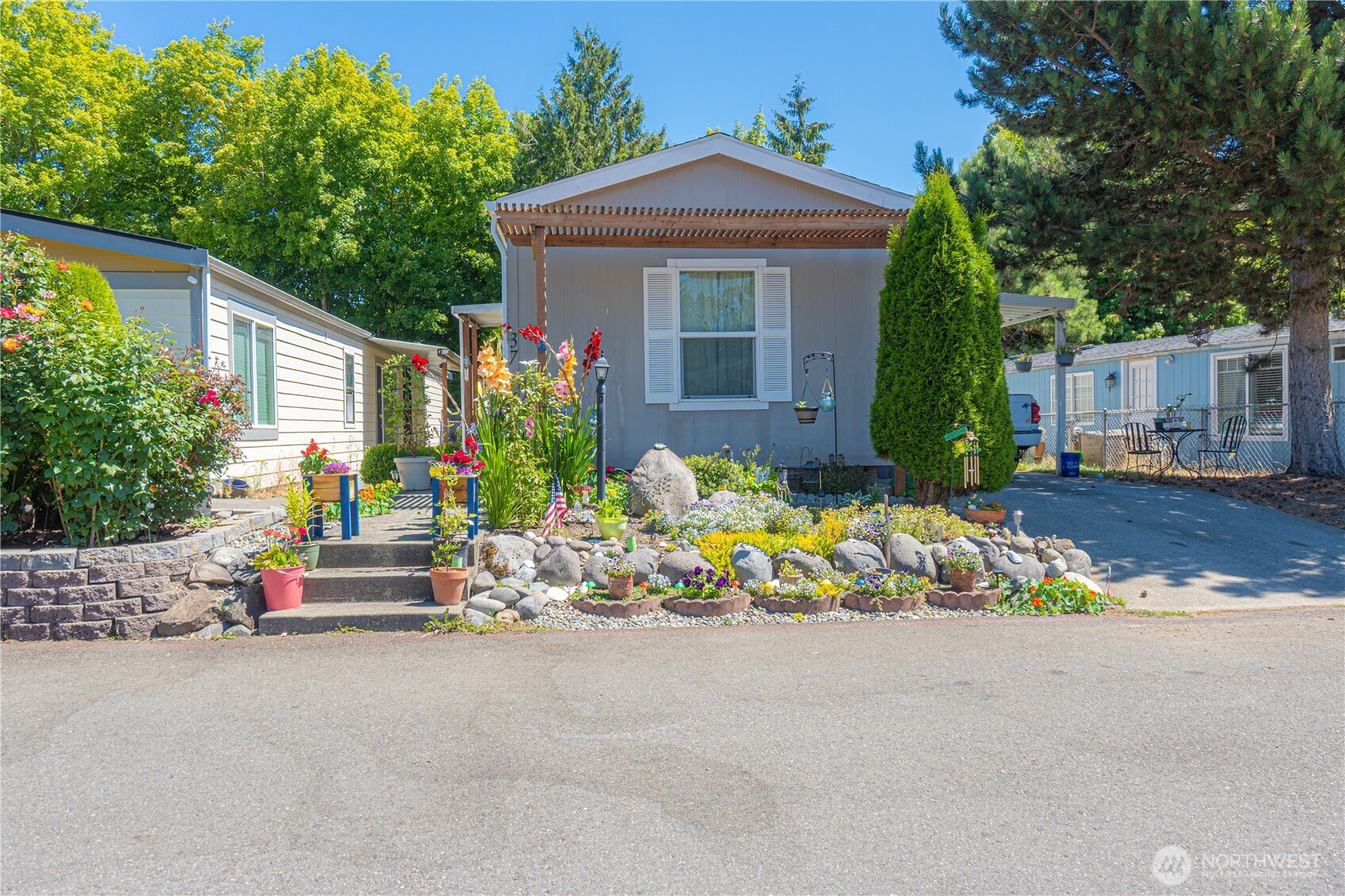 29401 Military Road 37