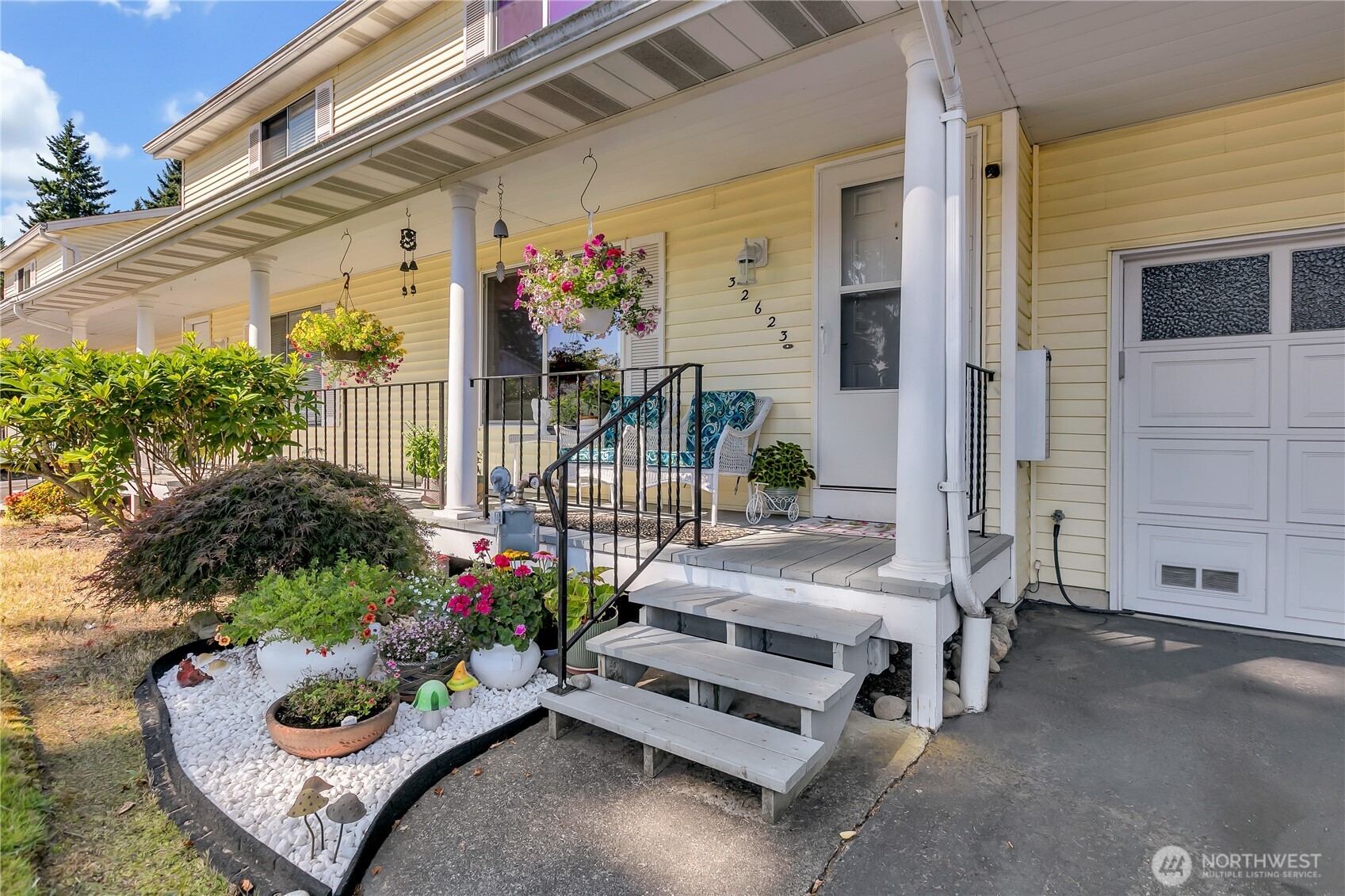 32623 3rd Place 2-c Property Photo 1