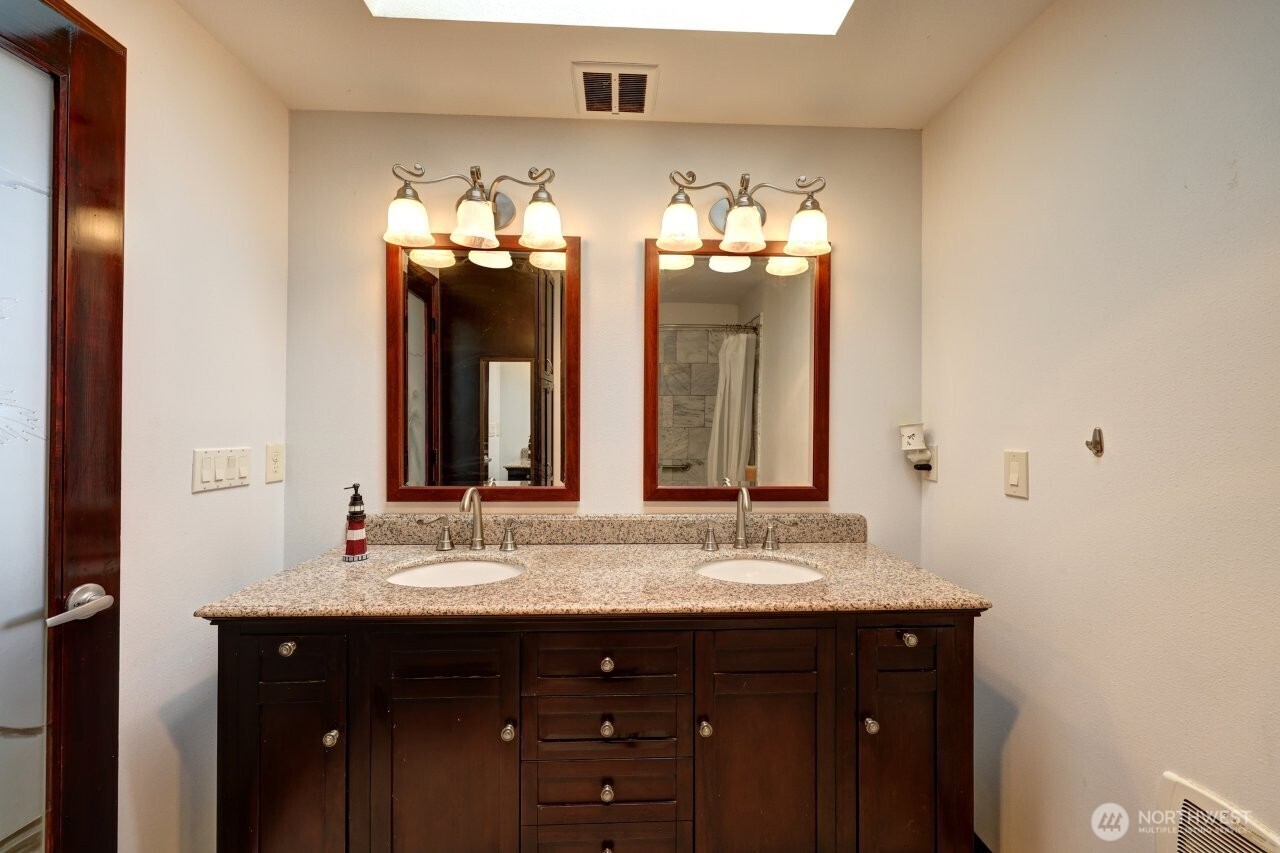 30715 G Street Property Photo 21