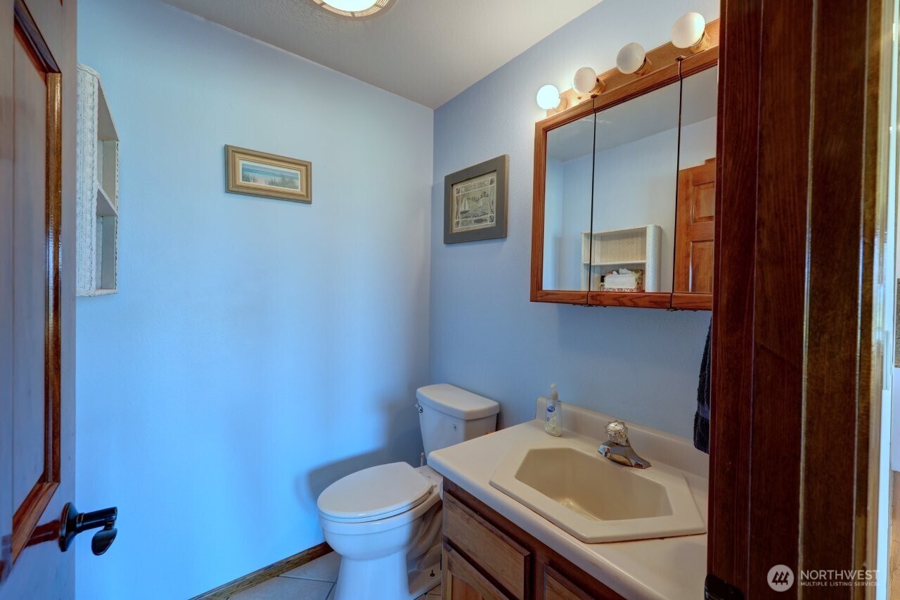 30715 G Street Property Photo 27