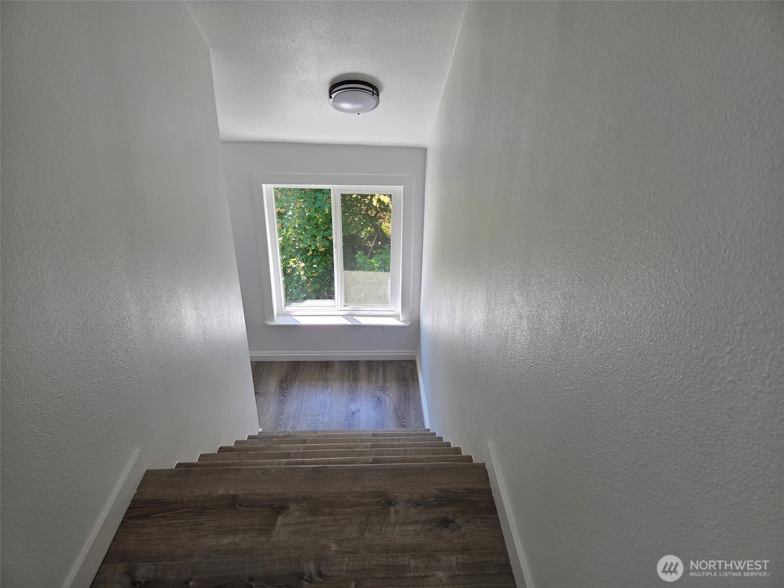 405 S 1st Street Property Photo 13