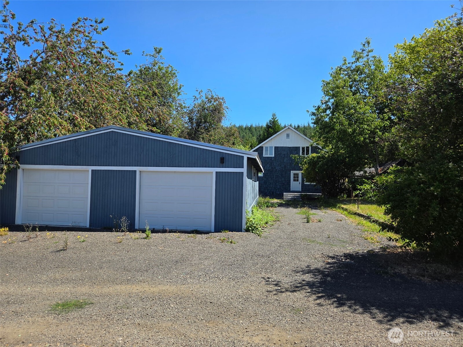 405 S 1st Street Property Photo 15