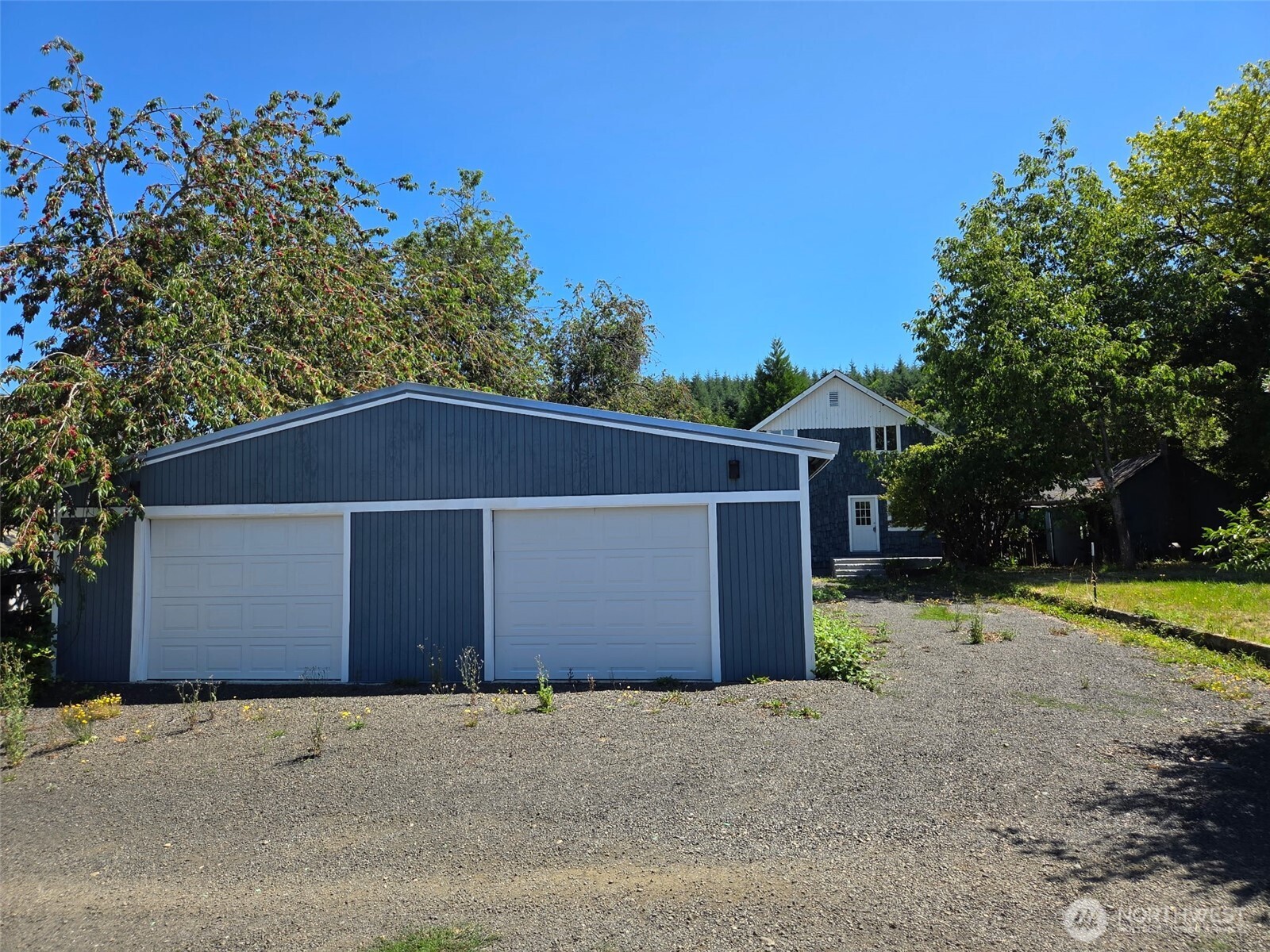 405 S 1st Street Property Photo 17