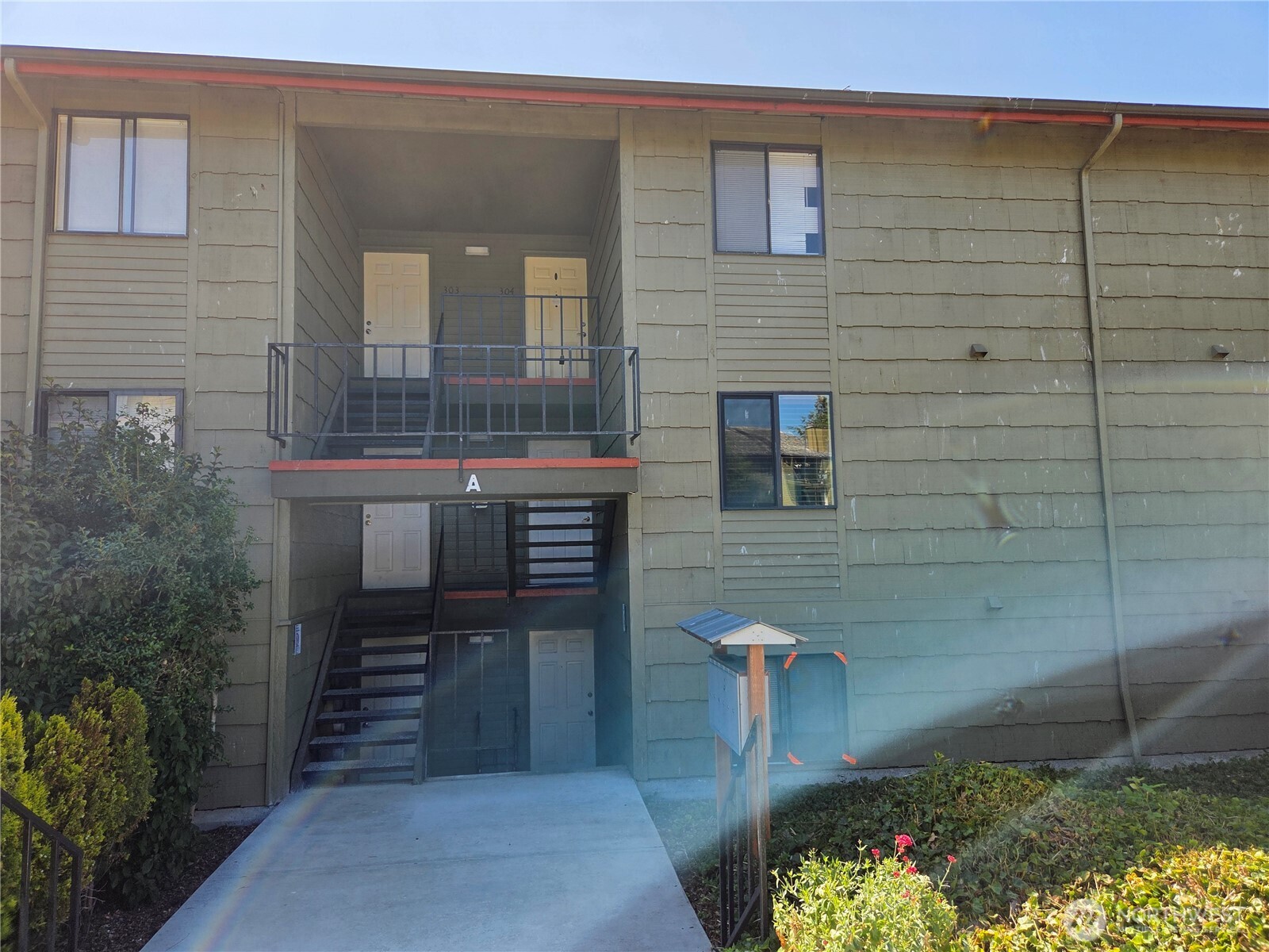 270 Se Barrington Drive A 304 Property Photo 1