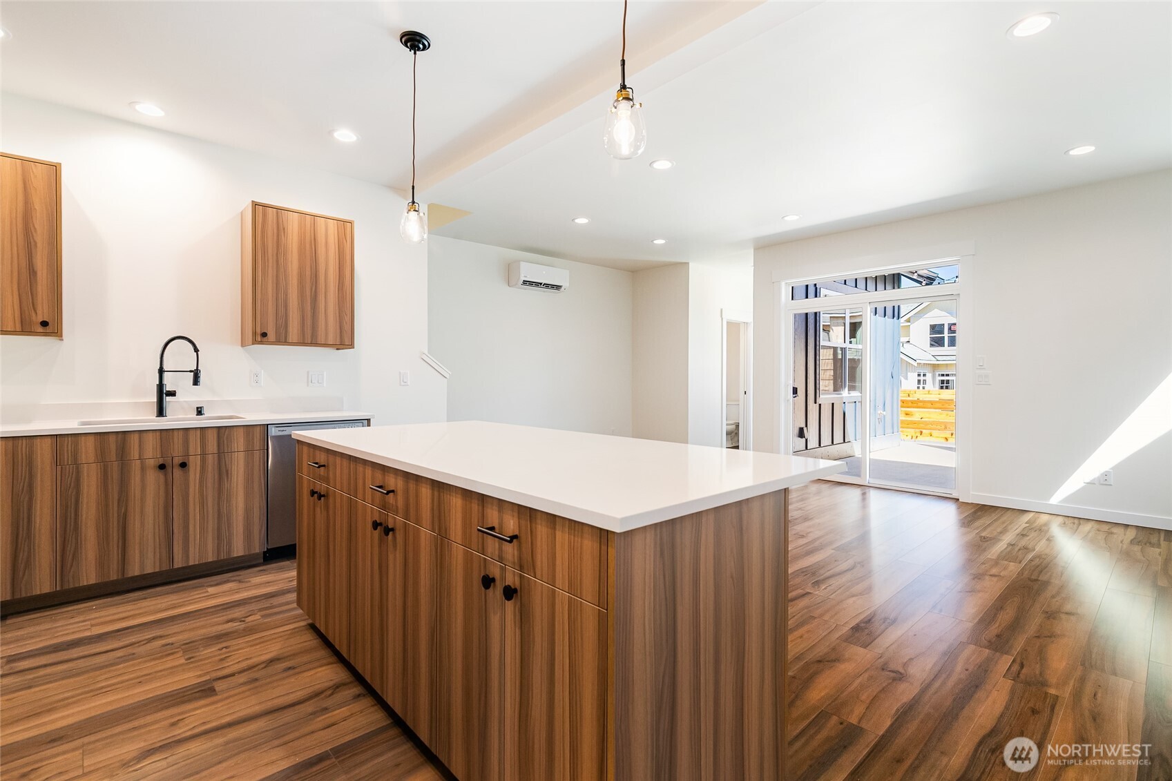 1366 Talus Way Property Photo 9