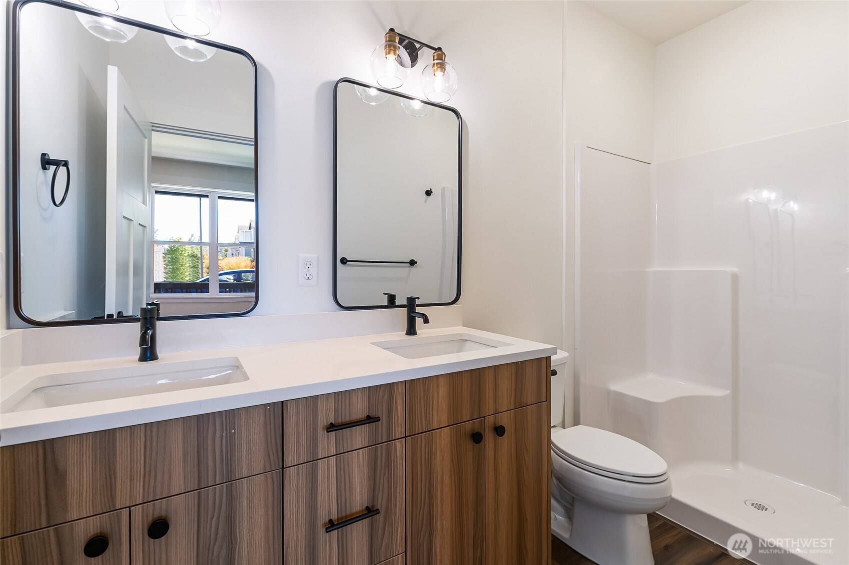 1366 Talus Way Property Photo 23