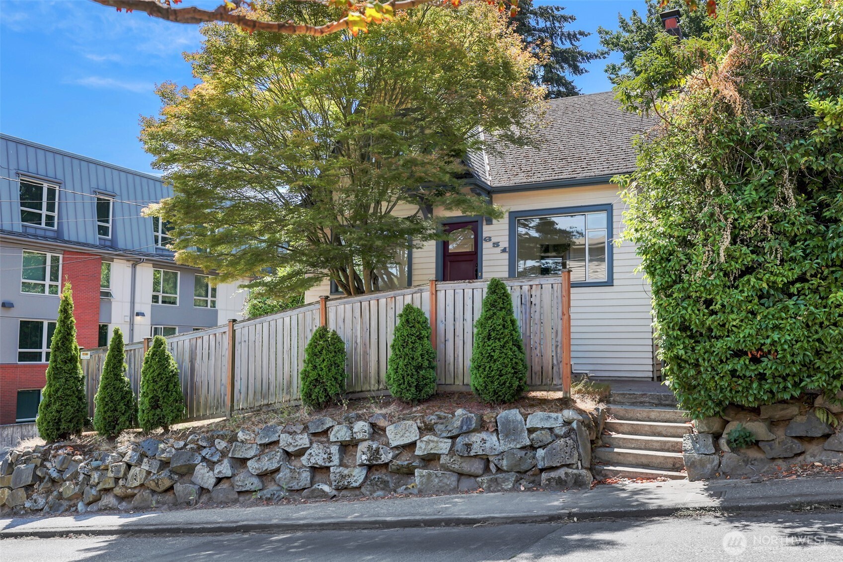 651 W Bertona Street Property Photo 1